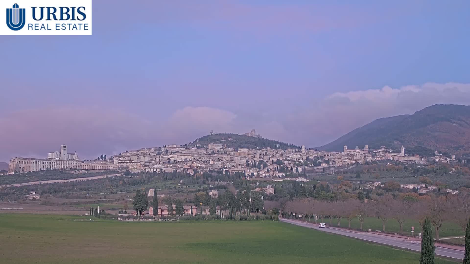 Assisi City Live Cam - Perugia, Umbria, Italy