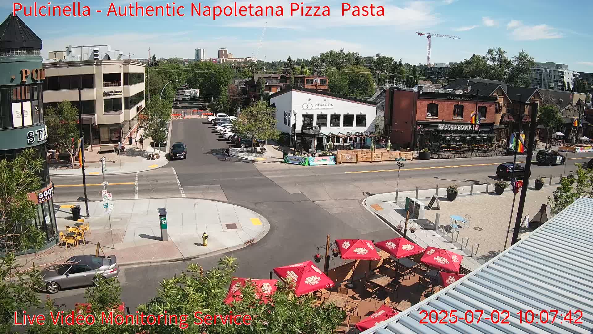 Hillhurst Neighbourhood, Kensington Road & Crescent NW Junction Live Cam - Hillhurst, Calgary, Alberta, Canada