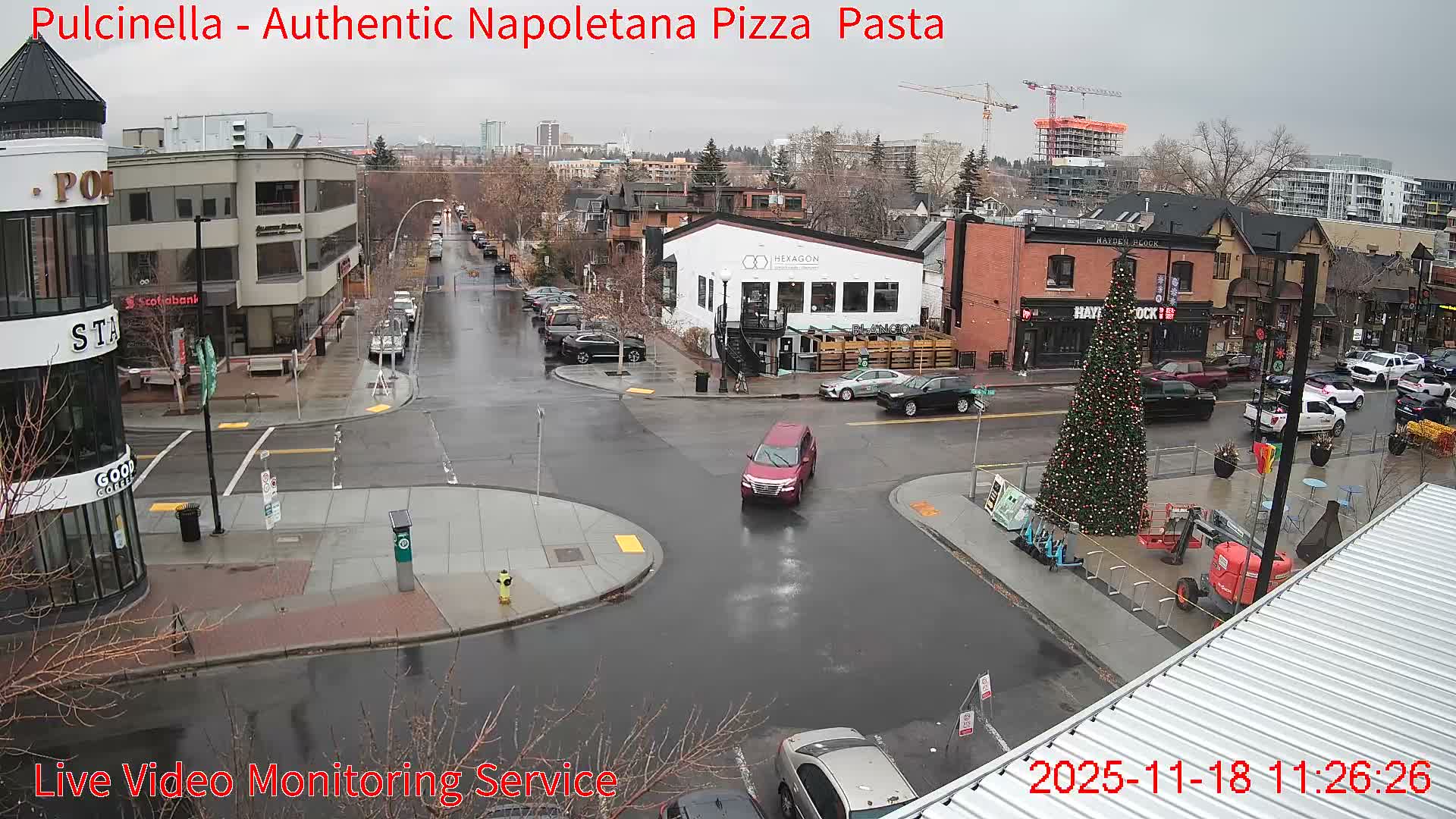 Hillhurst Neighbourhood, Kensington Road & Crescent NW Junction Live Cam - Hillhurst, Calgary, Alberta, Canada