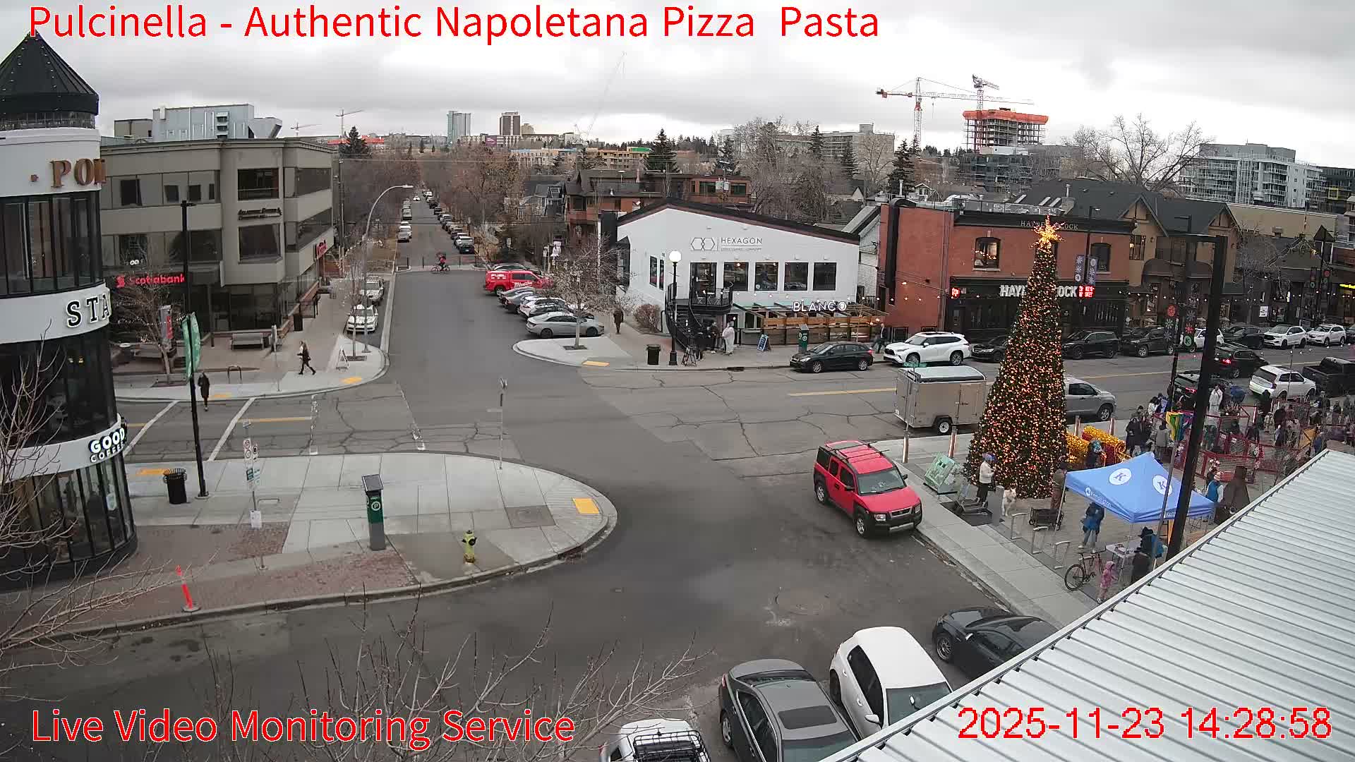 Hillhurst Neighbourhood, Kensington Road & Crescent NW Junction Live Cam - Hillhurst, Calgary, Alberta, Canada