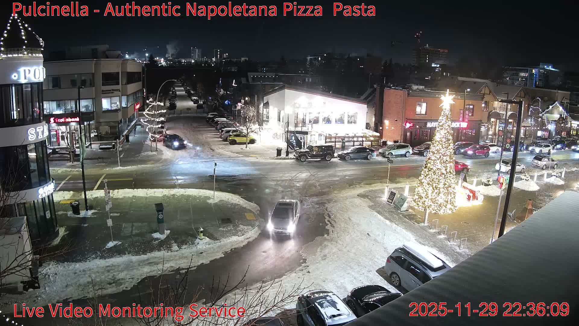 Hillhurst Neighbourhood, Kensington Road & Crescent NW Junction Live Cam - Hillhurst, Calgary, Alberta, Canada