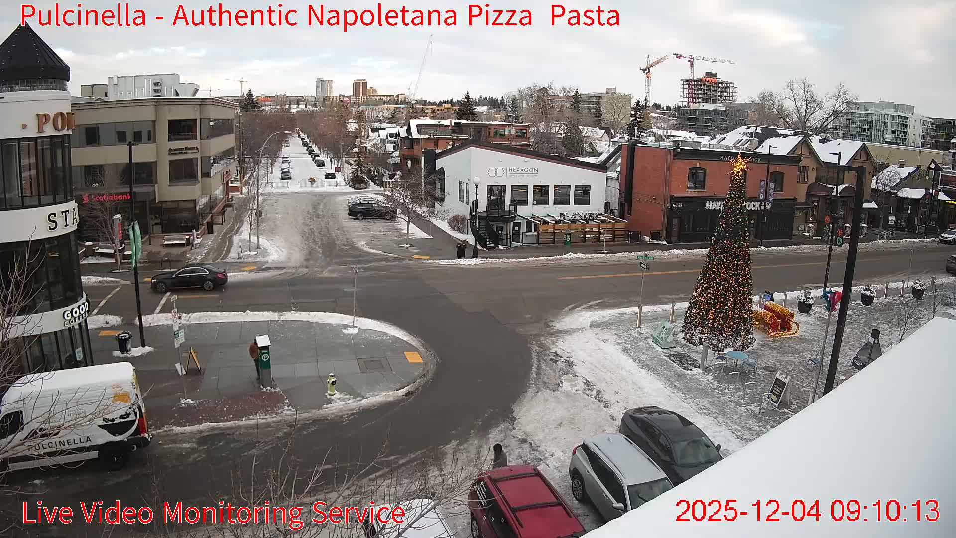 Hillhurst Neighbourhood, Kensington Road & Crescent NW Junction Live Cam - Hillhurst, Calgary, Alberta, Canada