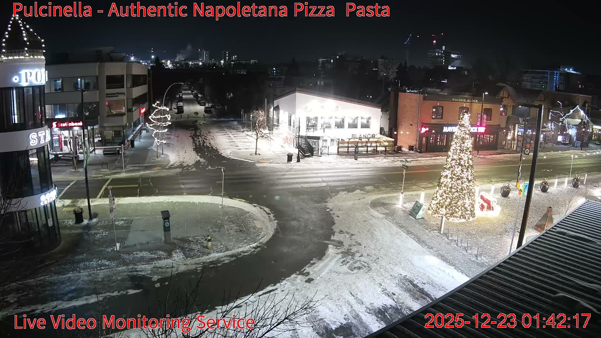 Hillhurst Neighbourhood, Kensington Road & Crescent NW Junction Live Cam - Hillhurst, Calgary, Alberta, Canada