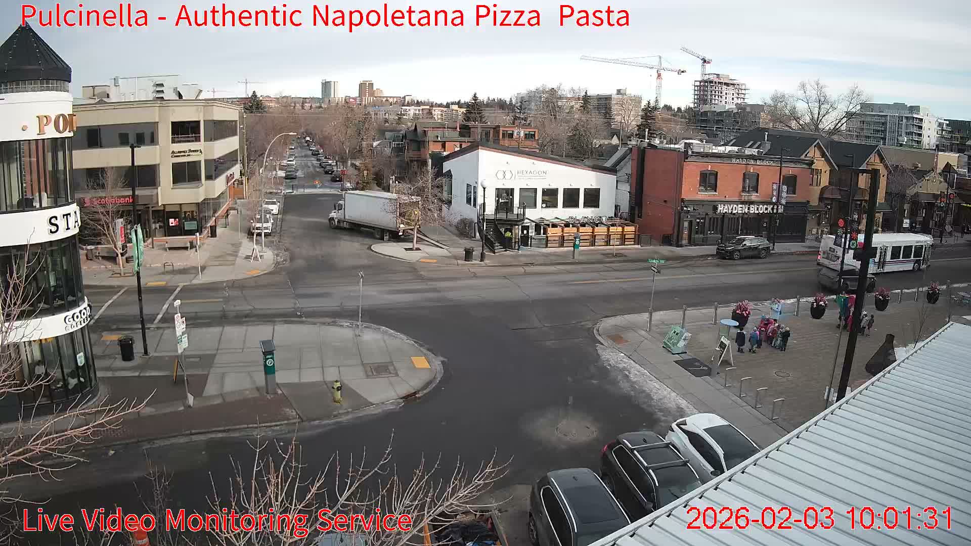 Hillhurst Neighbourhood, Kensington Road & Crescent NW Junction Live Cam - Hillhurst, Calgary, Alberta, Canada