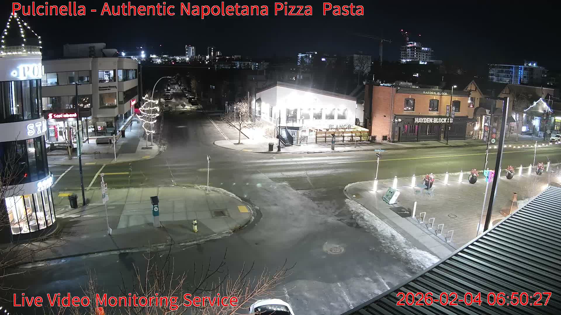 Hillhurst Neighbourhood, Kensington Road & Crescent NW Junction Live Cam - Hillhurst, Calgary, Alberta, Canada