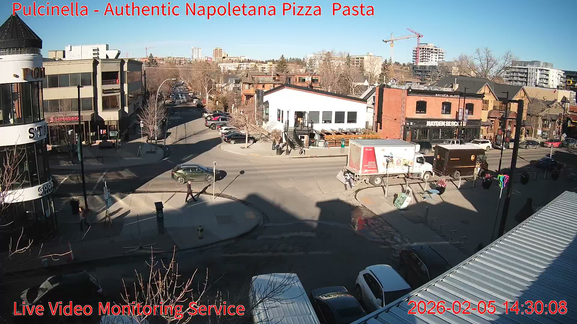 Hillhurst Neighbourhood, Kensington Road & Crescent NW Junction Live Cam - Hillhurst, Calgary, Alberta, Canada