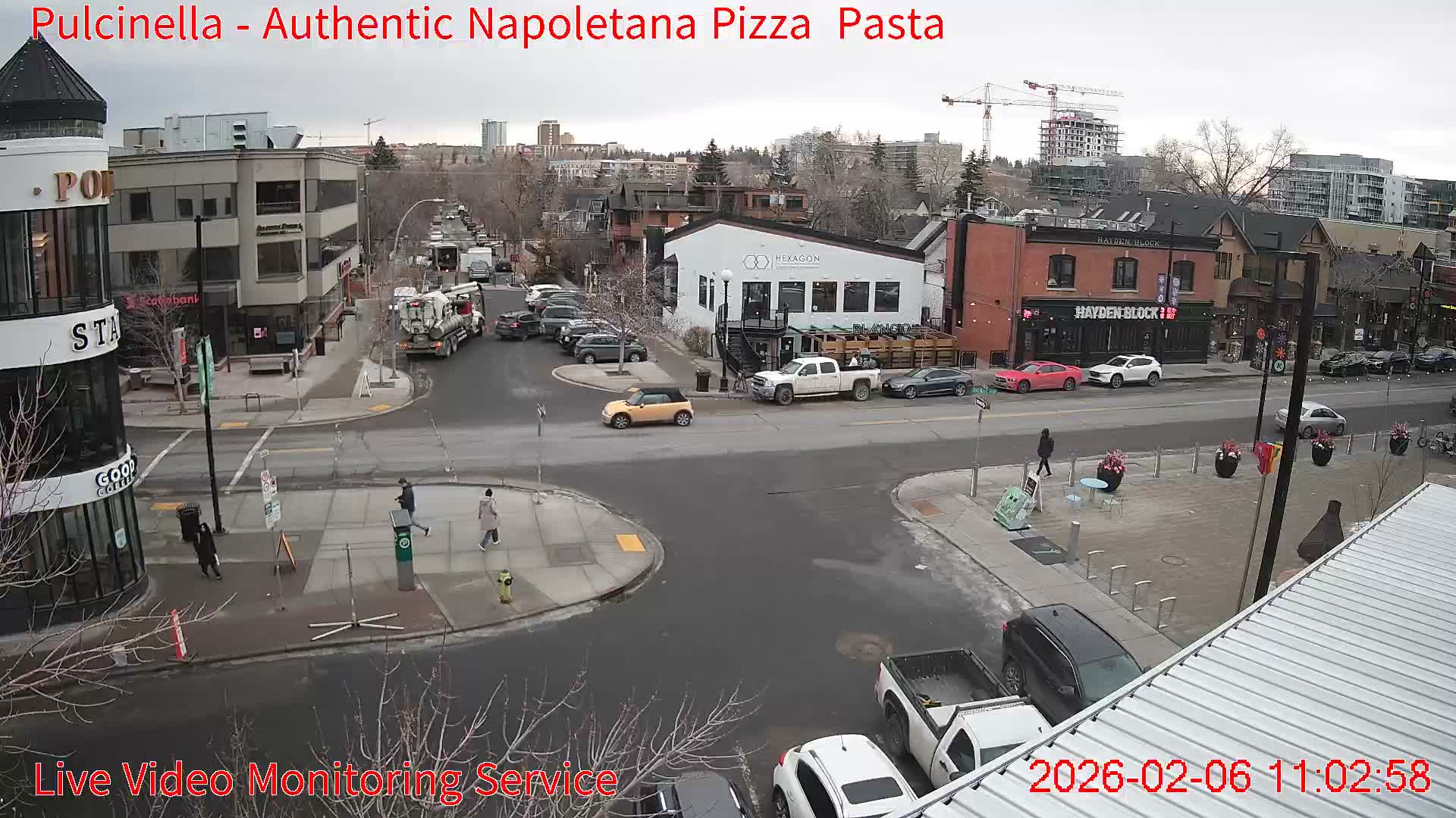Hillhurst Neighbourhood, Kensington Road & Crescent NW Junction Live Cam - Hillhurst, Calgary, Alberta, Canada