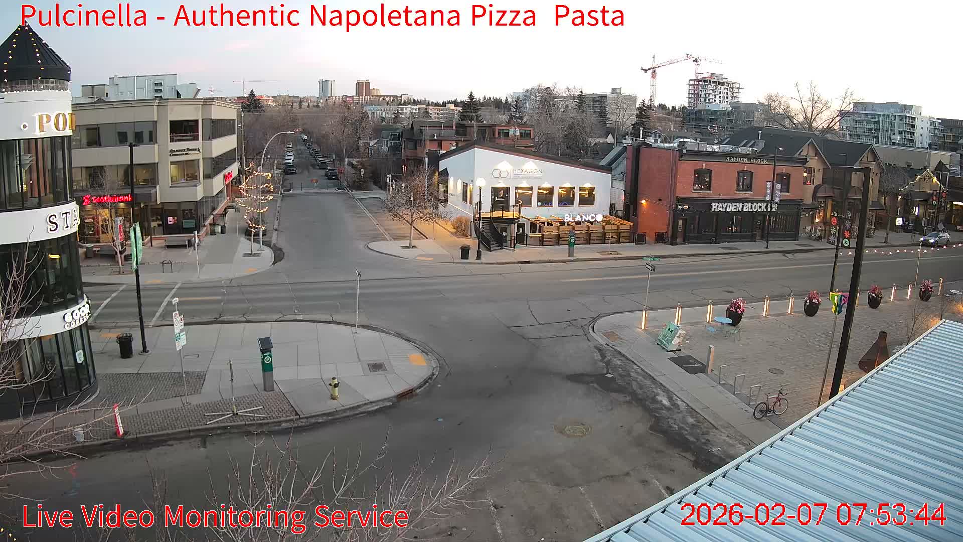 Hillhurst Neighbourhood, Kensington Road & Crescent NW Junction Live Cam - Hillhurst, Calgary, Alberta, Canada