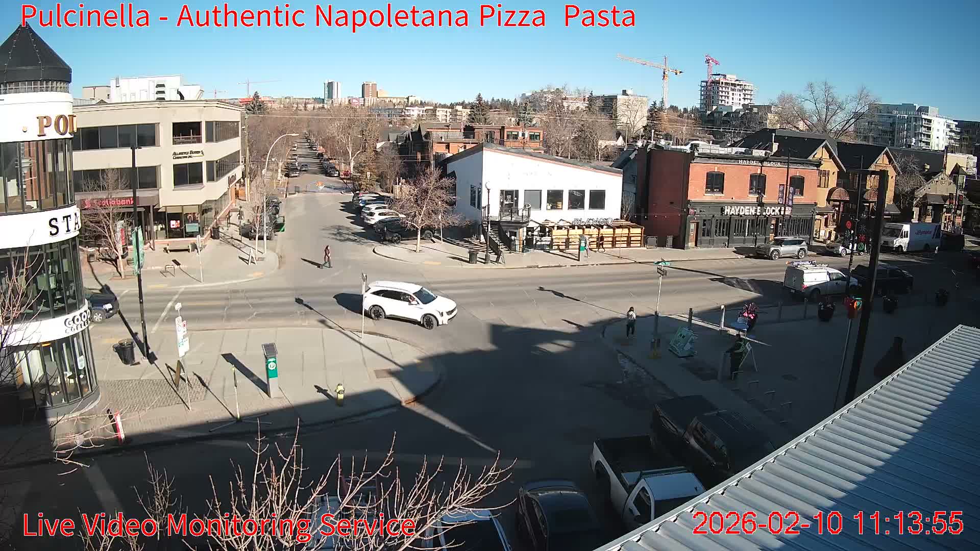 Hillhurst Neighbourhood, Kensington Road & Crescent NW Junction Live Cam - Hillhurst, Calgary, Alberta, Canada