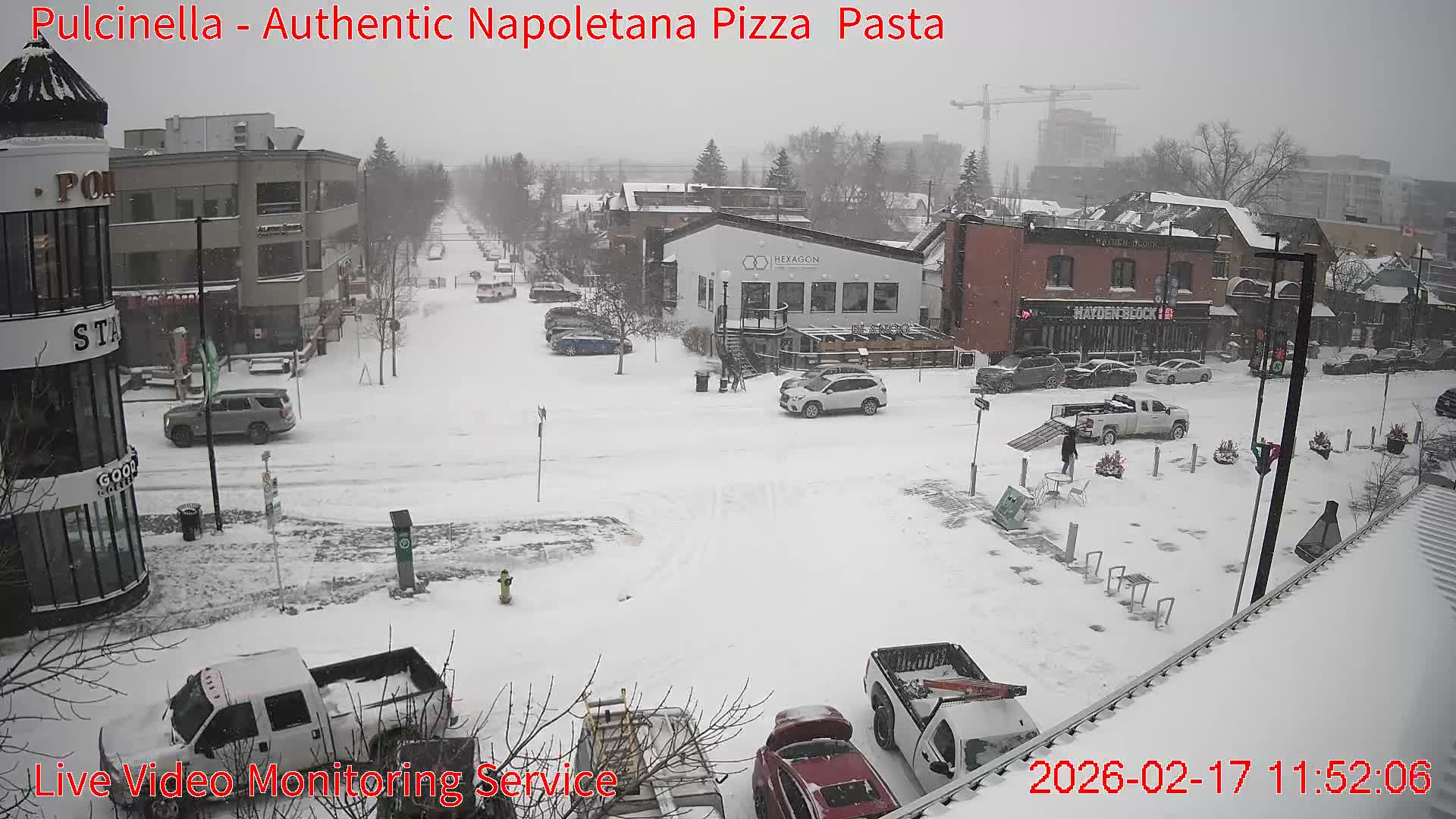 Hillhurst Neighbourhood, Kensington Road & Crescent NW Junction Live Cam - Hillhurst, Calgary, Alberta, Canada