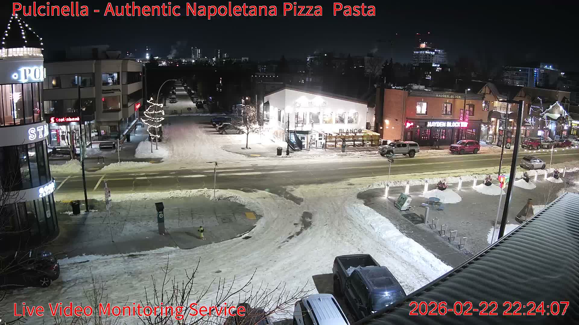 Hillhurst Neighbourhood, Kensington Road & Crescent NW Junction Live Cam - Hillhurst, Calgary, Alberta, Canada