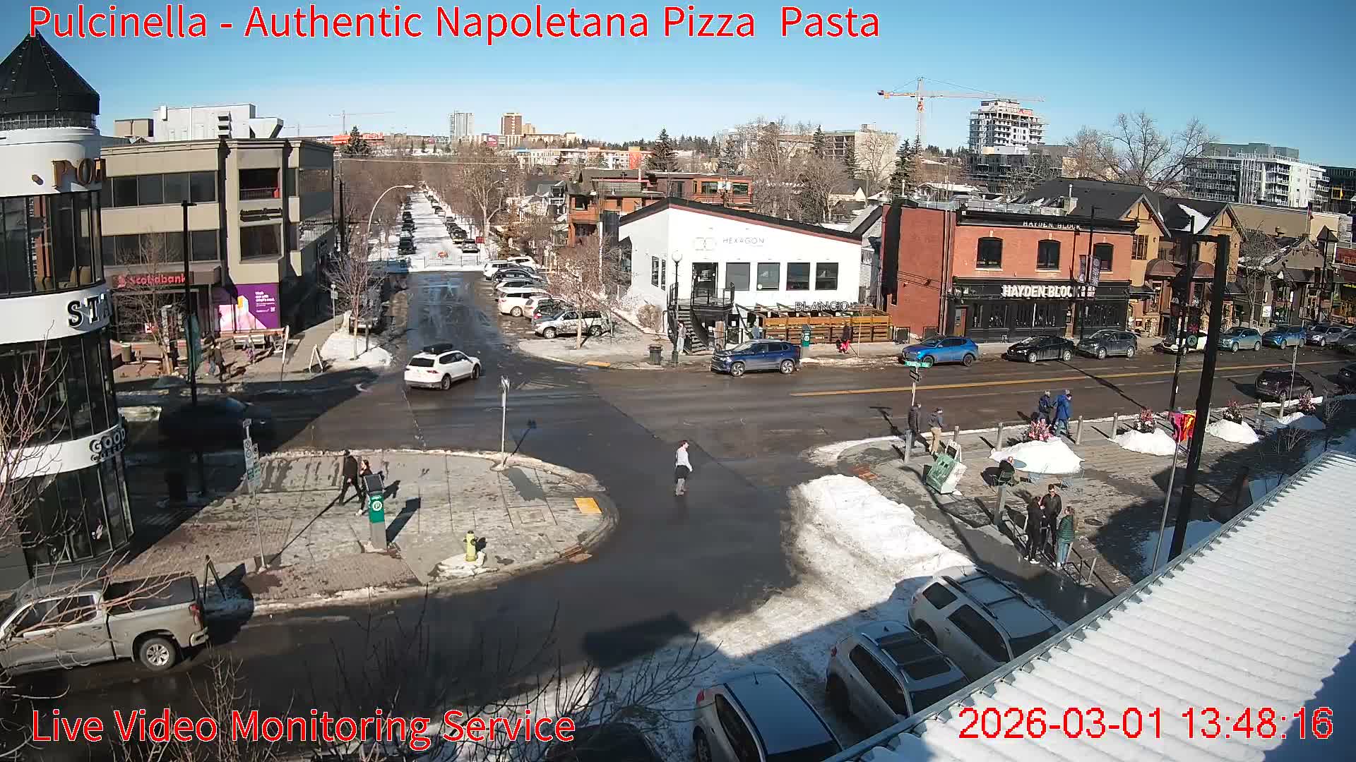 Hillhurst Neighbourhood, Kensington Road & Crescent NW Junction Live Cam - Hillhurst, Calgary, Alberta, Canada