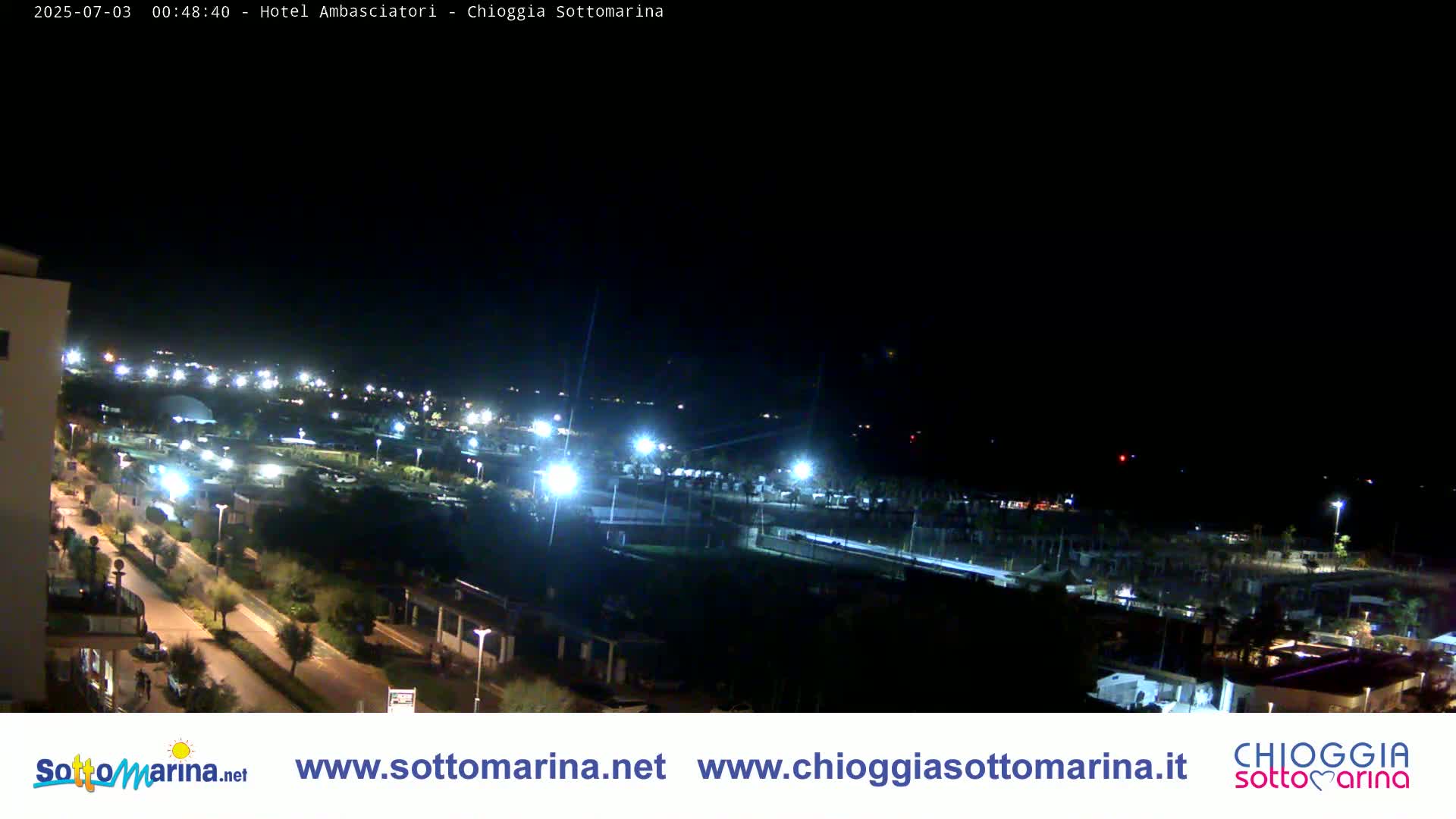 Chioggia Sottomarina Beach & Adriatic Coast Skyline Live Cam - Venice, Veneto, Italy