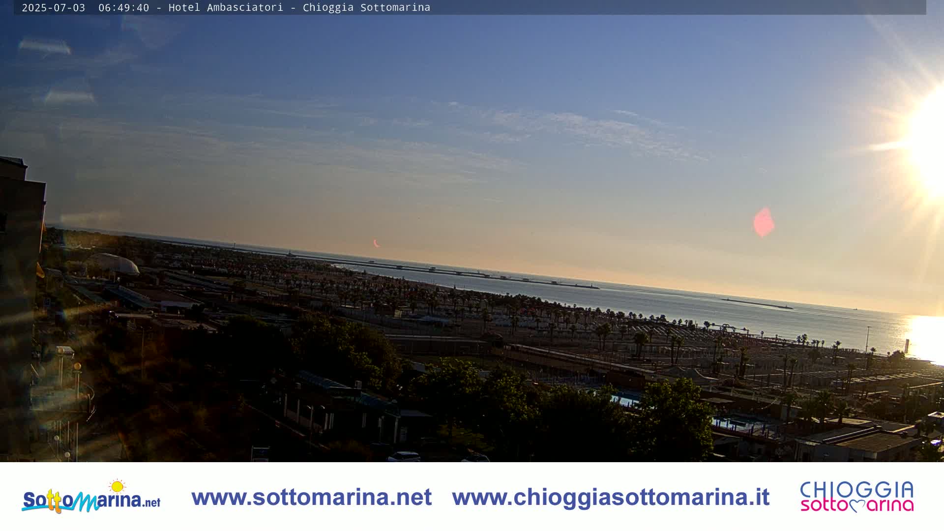 Chioggia Sottomarina Beach & Adriatic Coast Skyline Live Cam - Venice, Veneto, Italy