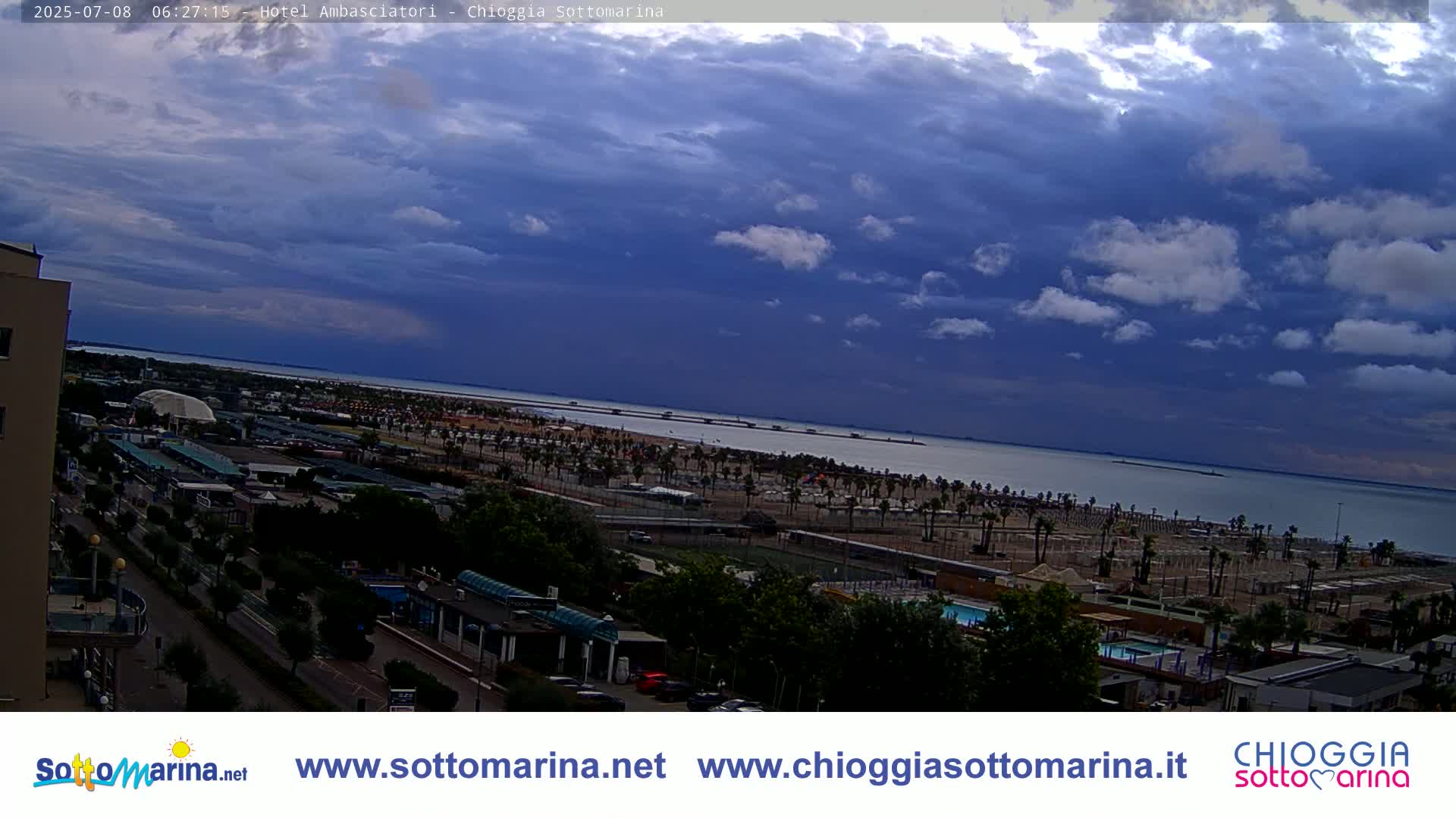 Chioggia Sottomarina Beach & Adriatic Coast Skyline Live Cam - Venice, Veneto, Italy