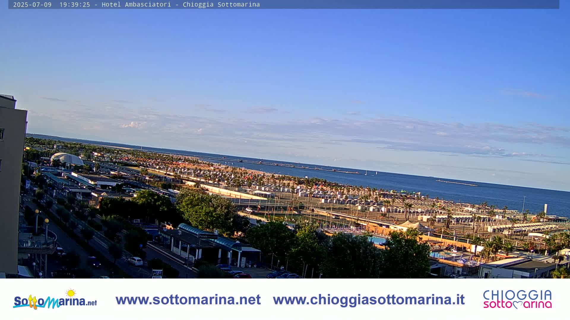 Chioggia Sottomarina Beach & Adriatic Coast Skyline Live Cam - Venice, Veneto, Italy