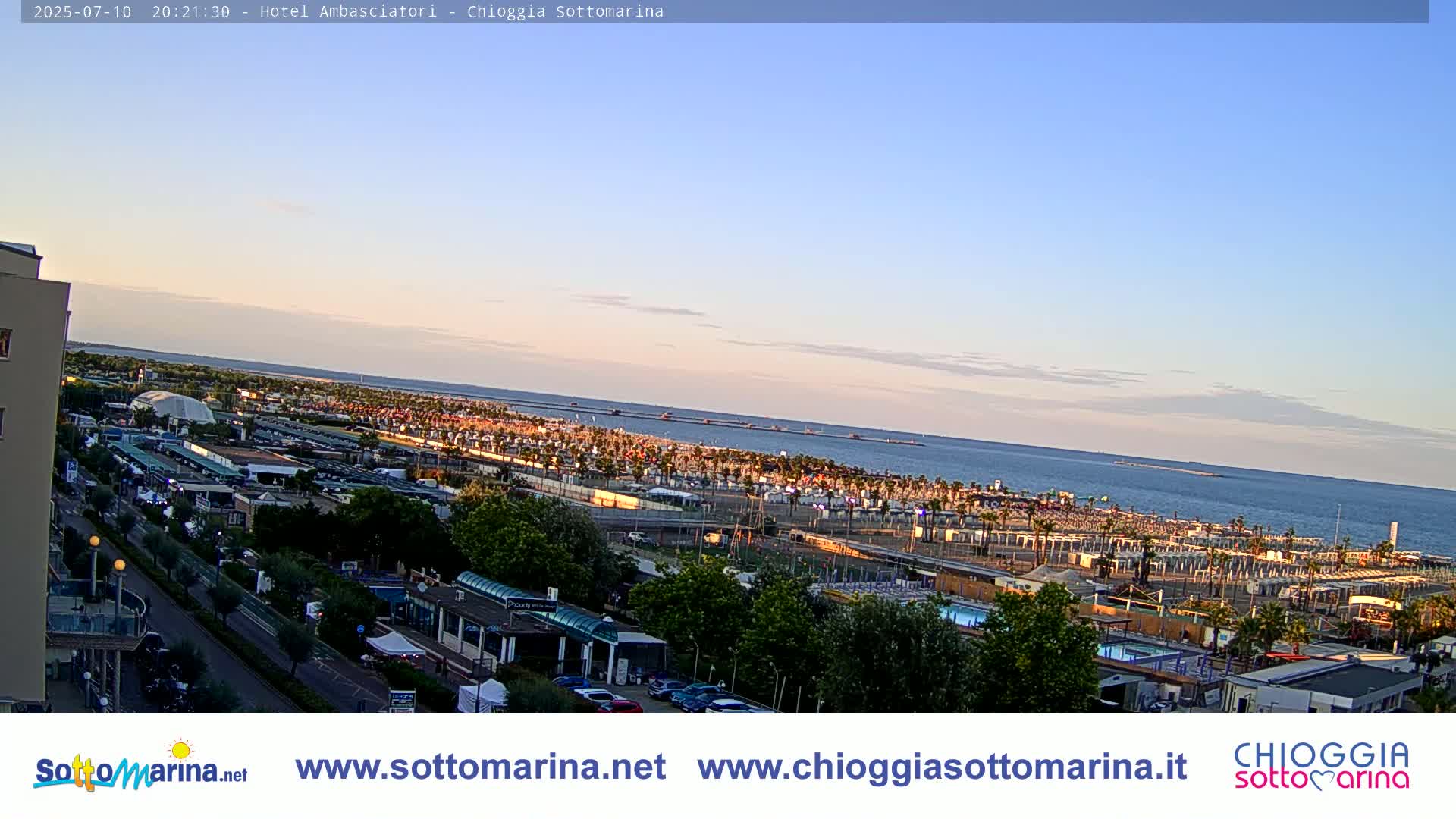 Chioggia Sottomarina Beach & Adriatic Coast Skyline Live Cam - Venice, Veneto, Italy