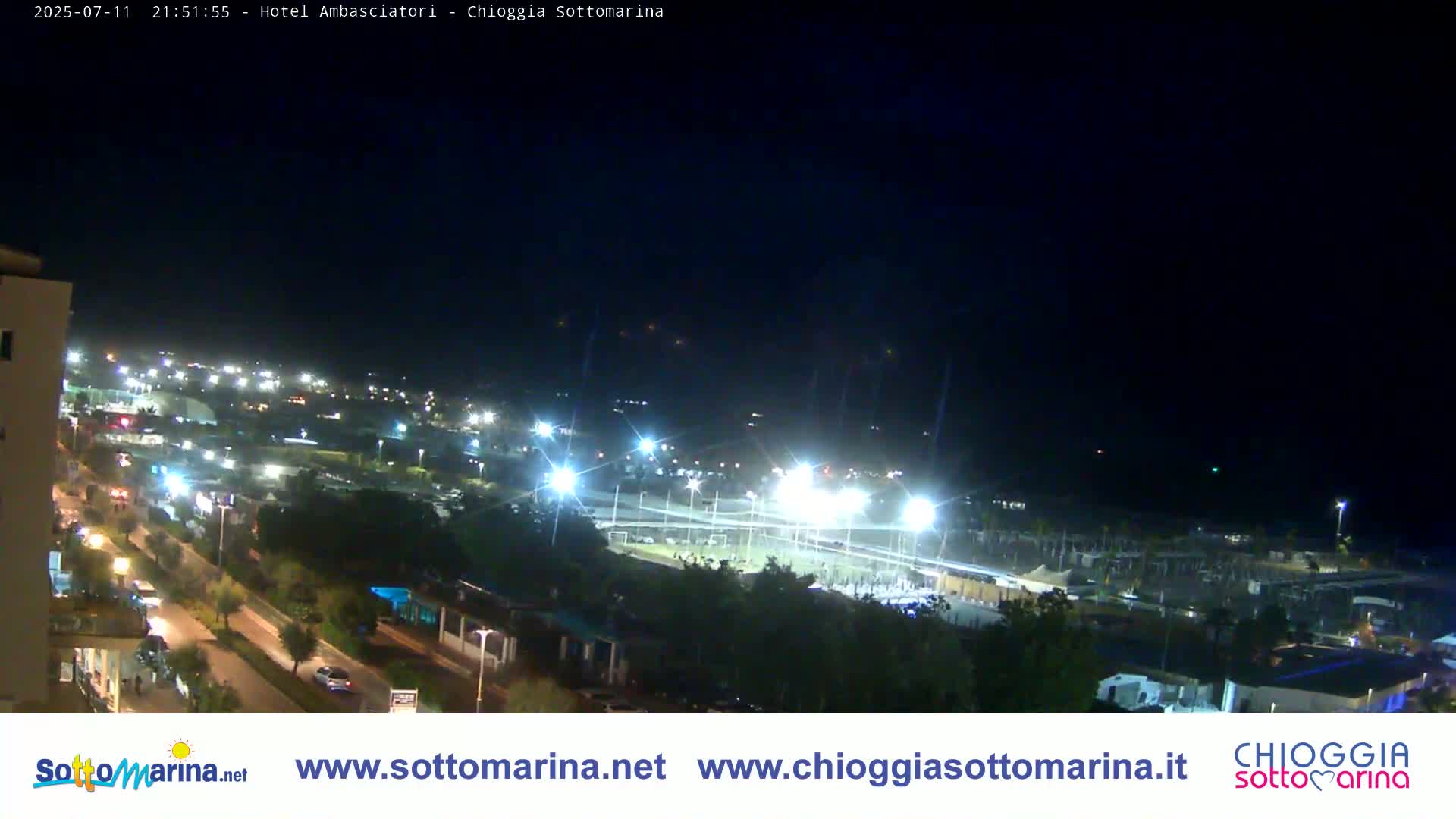 Chioggia Sottomarina Beach & Adriatic Coast Skyline Live Cam - Venice, Veneto, Italy