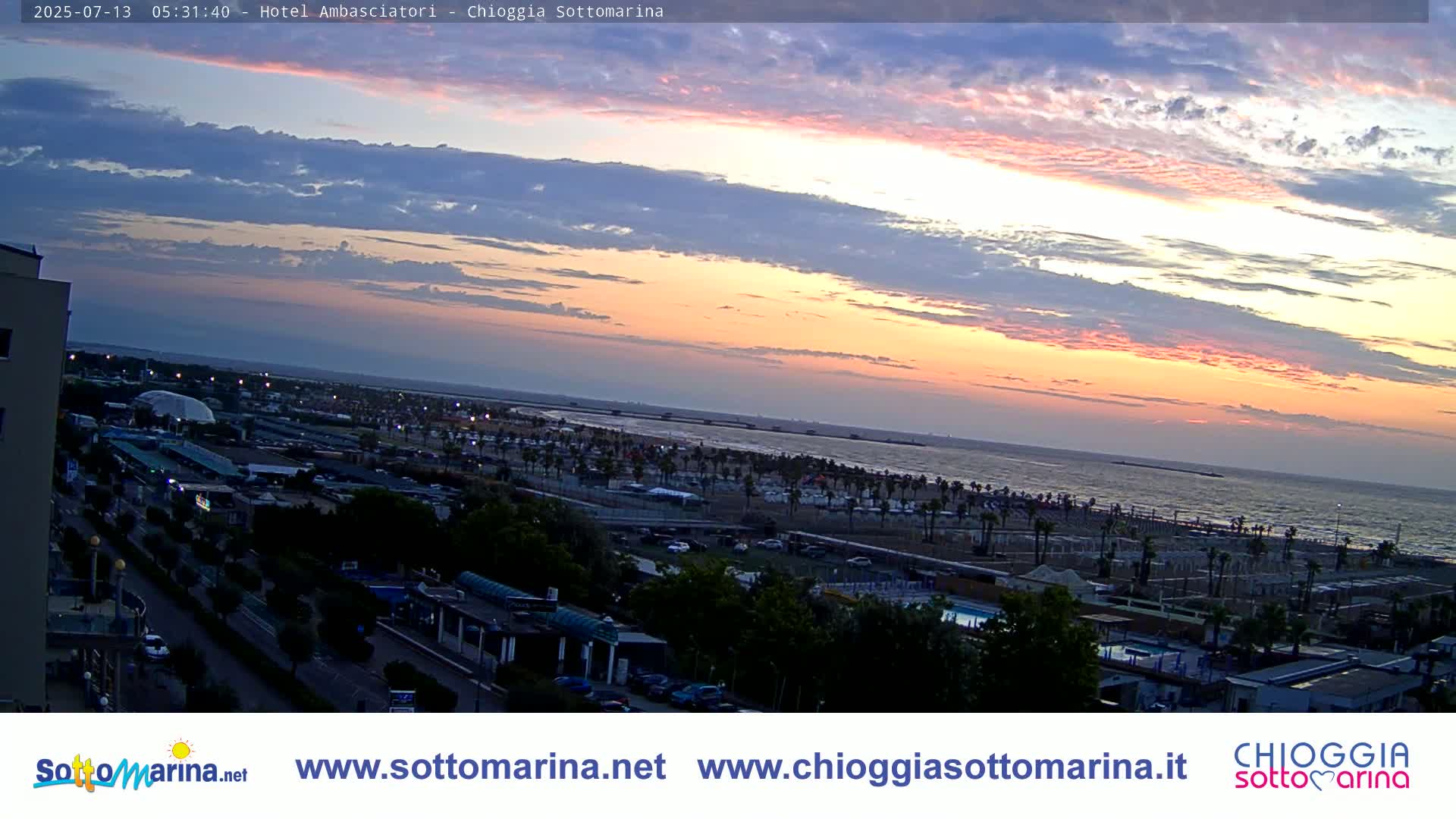Chioggia Sottomarina Beach & Adriatic Coast Skyline Live Cam - Venice, Veneto, Italy