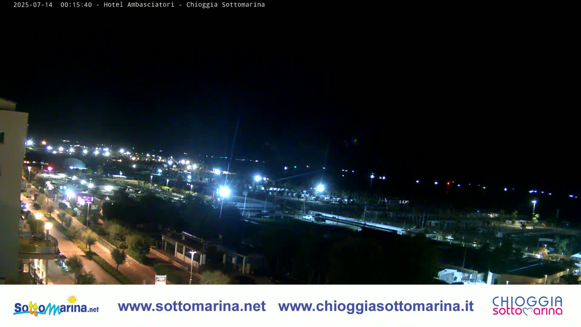 Chioggia Sottomarina Beach & Adriatic Coast Skyline Live Cam - Venice, Veneto, Italy