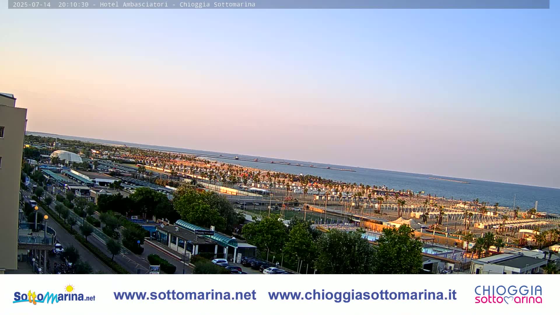 Chioggia Sottomarina Beach & Adriatic Coast Skyline Live Cam - Venice, Veneto, Italy