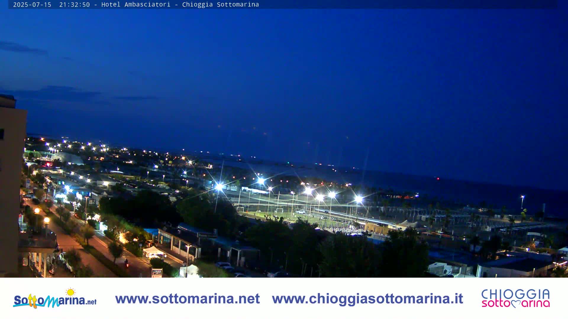 Chioggia Sottomarina Beach & Adriatic Coast Skyline Live Cam - Venice, Veneto, Italy