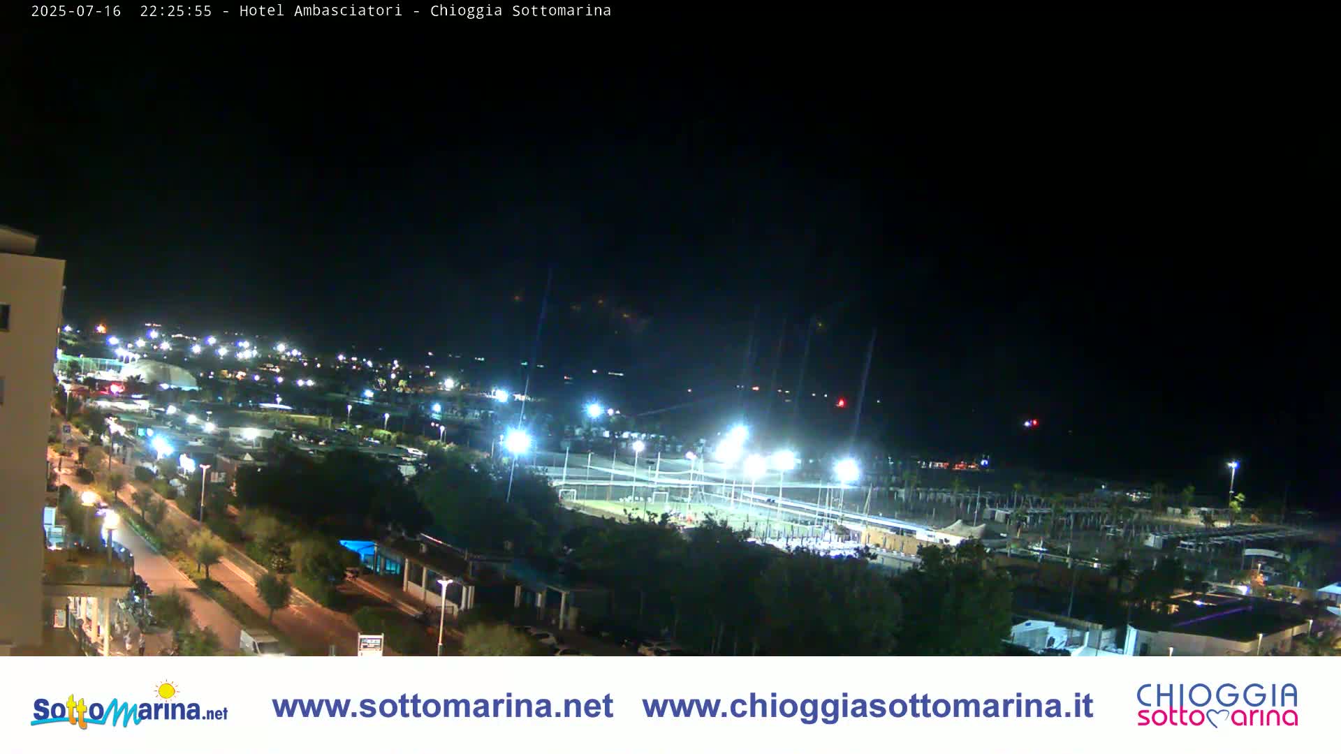 Chioggia Sottomarina Beach & Adriatic Coast Skyline Live Cam - Venice, Veneto, Italy