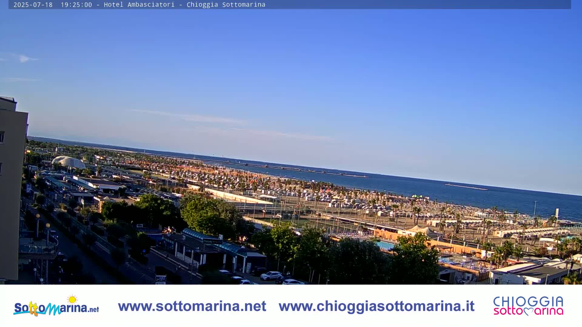 Chioggia Sottomarina Beach & Adriatic Coast Skyline Live Cam - Venice, Veneto, Italy