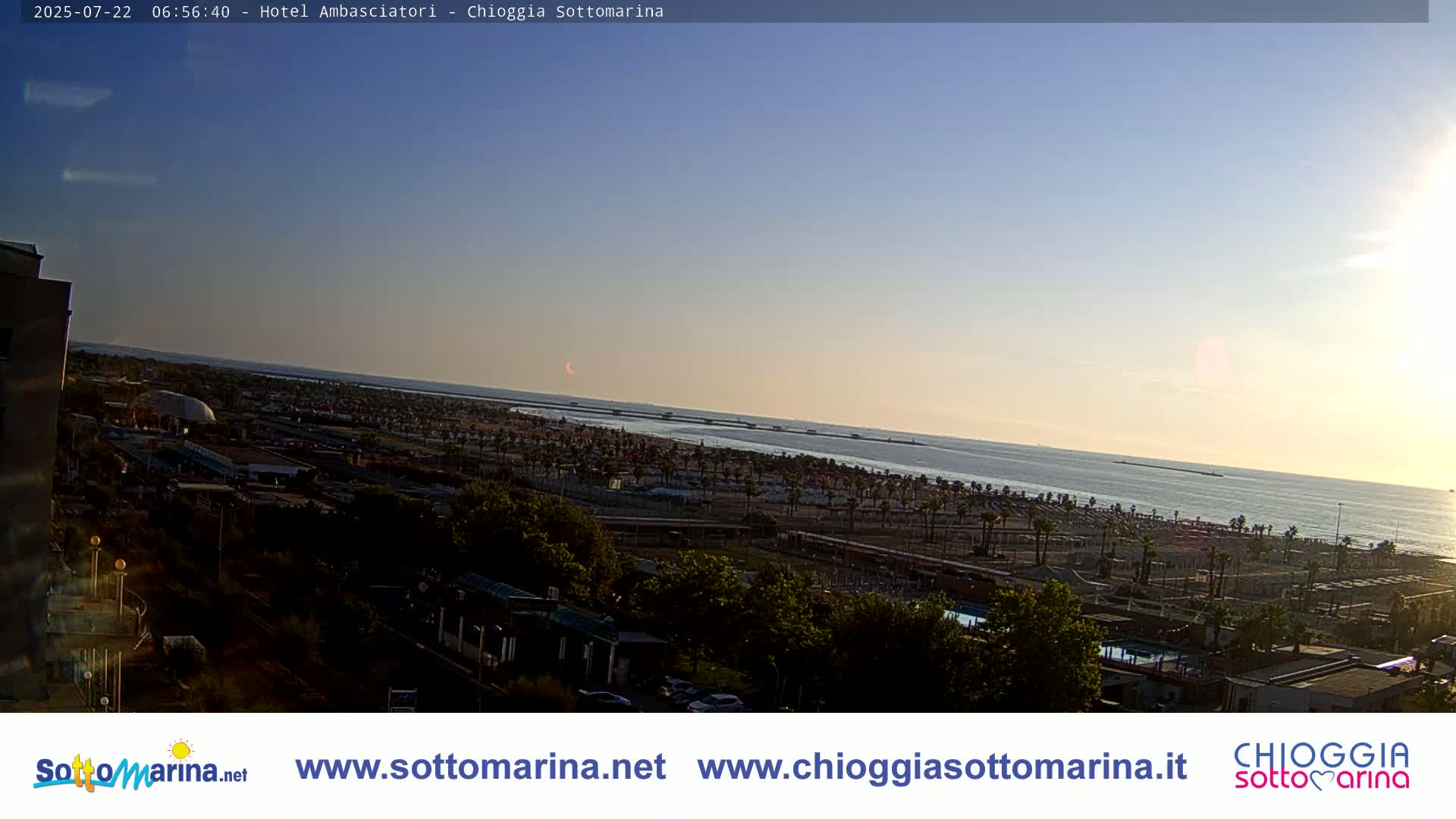 Chioggia Sottomarina Beach & Adriatic Coast Skyline Live Cam - Venice, Veneto, Italy