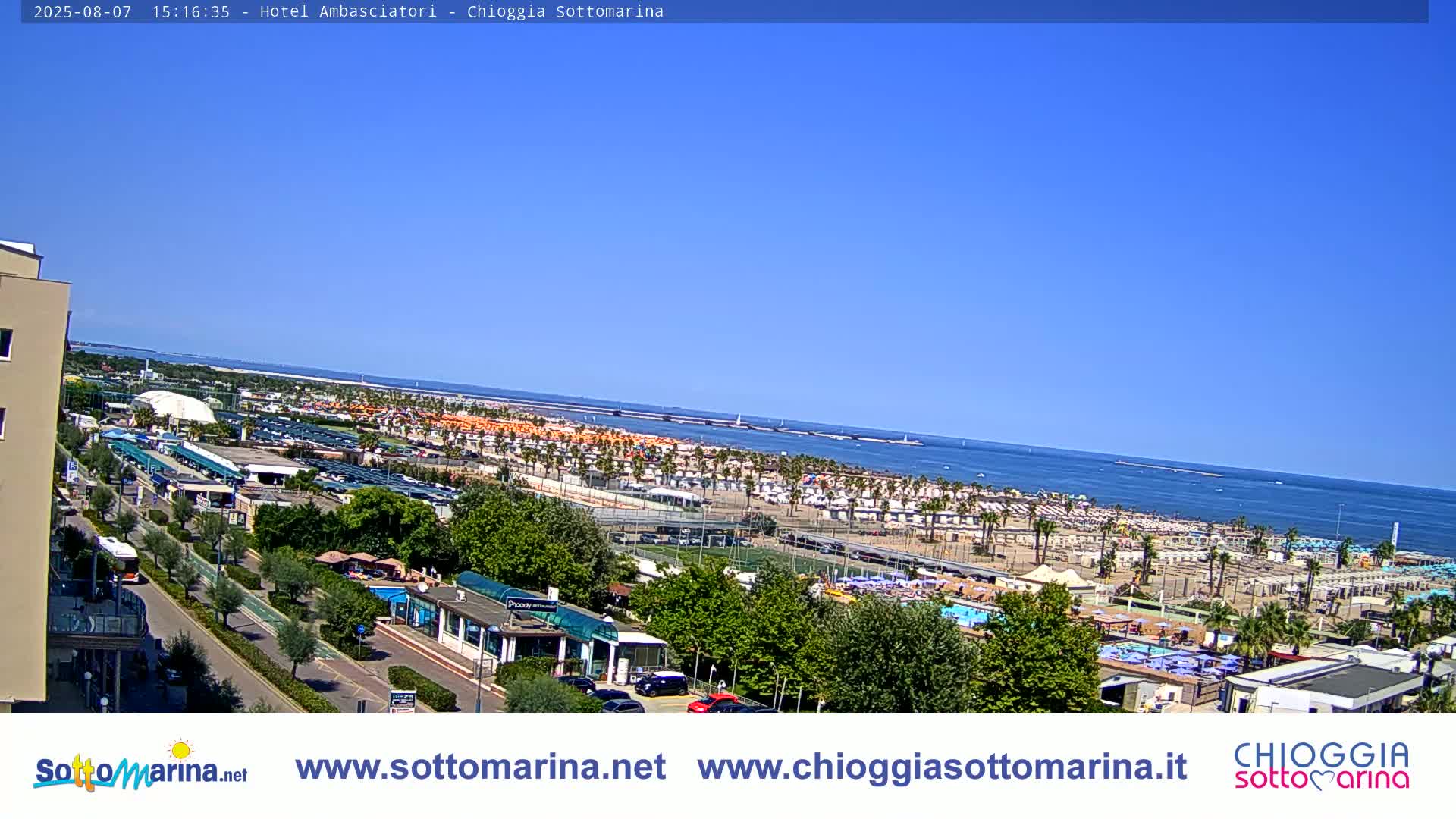 Chioggia Sottomarina Beach & Adriatic Coast Skyline Live Cam - Venice, Veneto, Italy