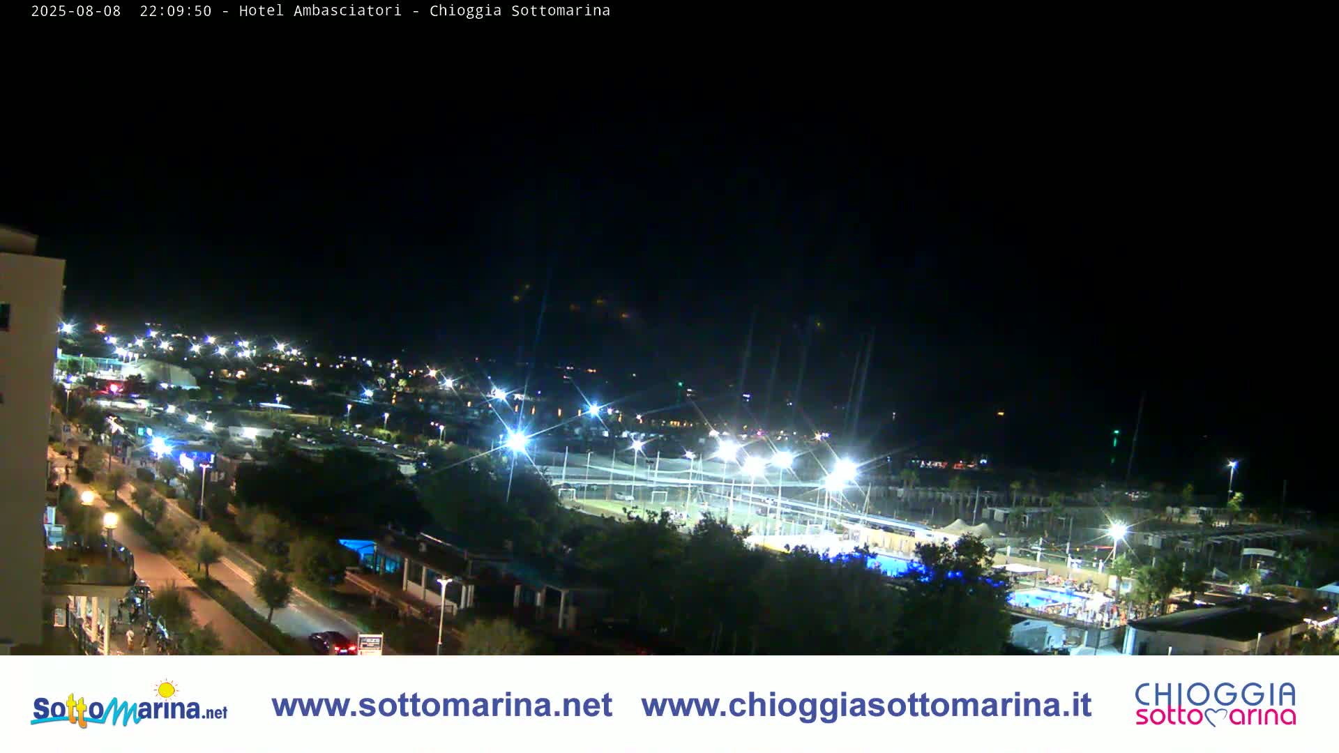 Chioggia Sottomarina Beach & Adriatic Coast Skyline Live Cam - Venice, Veneto, Italy