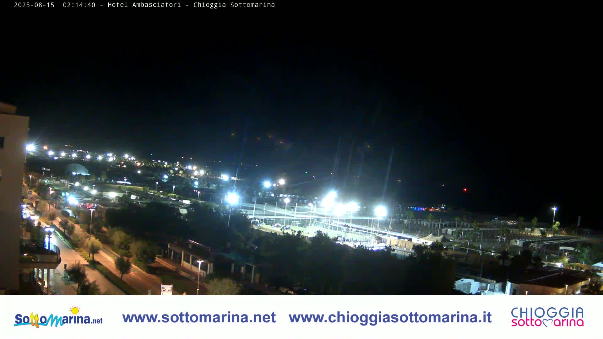 Chioggia Sottomarina Beach & Adriatic Coast Skyline Live Cam - Venice, Veneto, Italy