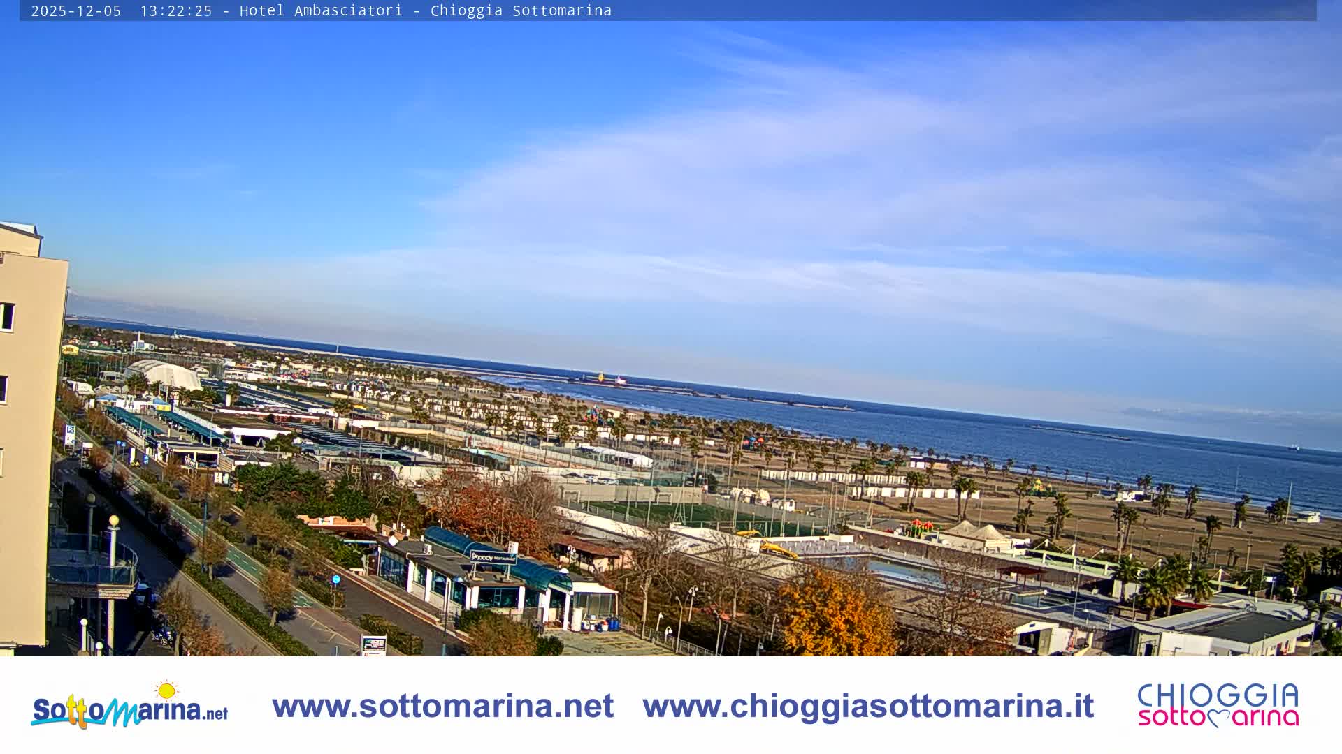 Chioggia Sottomarina Beach & Adriatic Coast Skyline Live Cam - Venice, Veneto, Italy