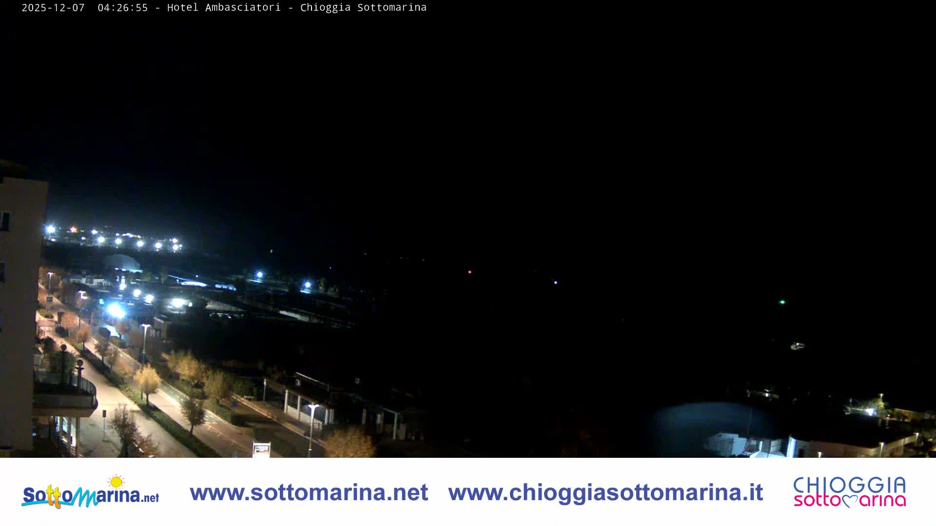 Chioggia Sottomarina Beach & Adriatic Coast Skyline Live Cam - Venice, Veneto, Italy