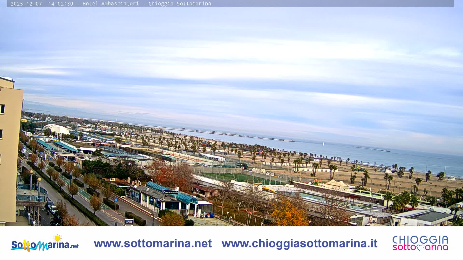Chioggia Sottomarina Beach & Adriatic Coast Skyline Live Cam - Venice, Veneto, Italy