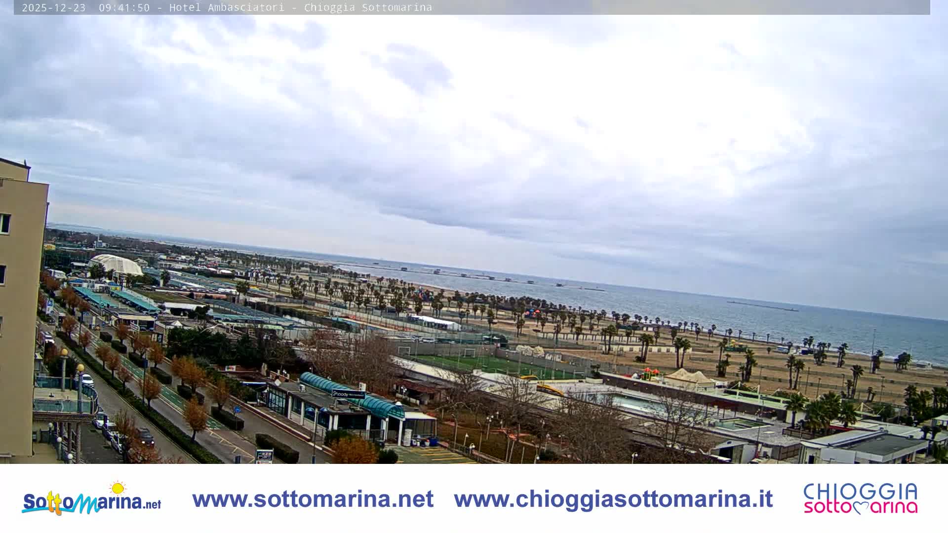 Chioggia Sottomarina Beach & Adriatic Coast Skyline Live Cam - Venice, Veneto, Italy