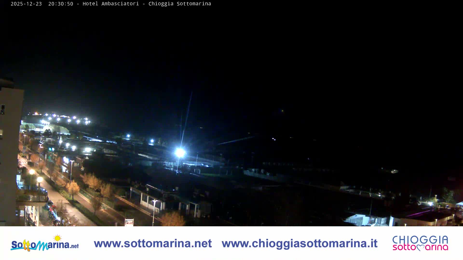 Chioggia Sottomarina Beach & Adriatic Coast Skyline Live Cam - Venice, Veneto, Italy