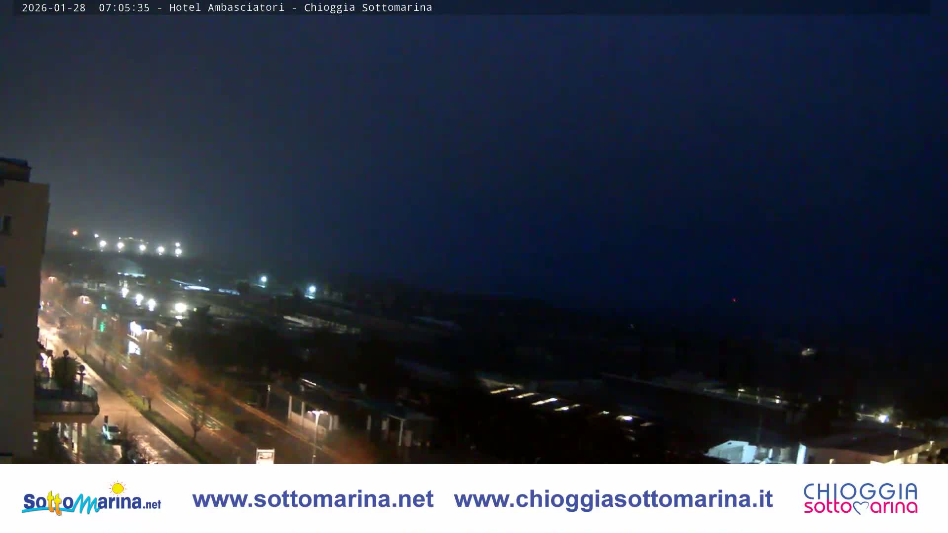 Chioggia Sottomarina Beach & Adriatic Coast Skyline Live Cam - Venice, Veneto, Italy