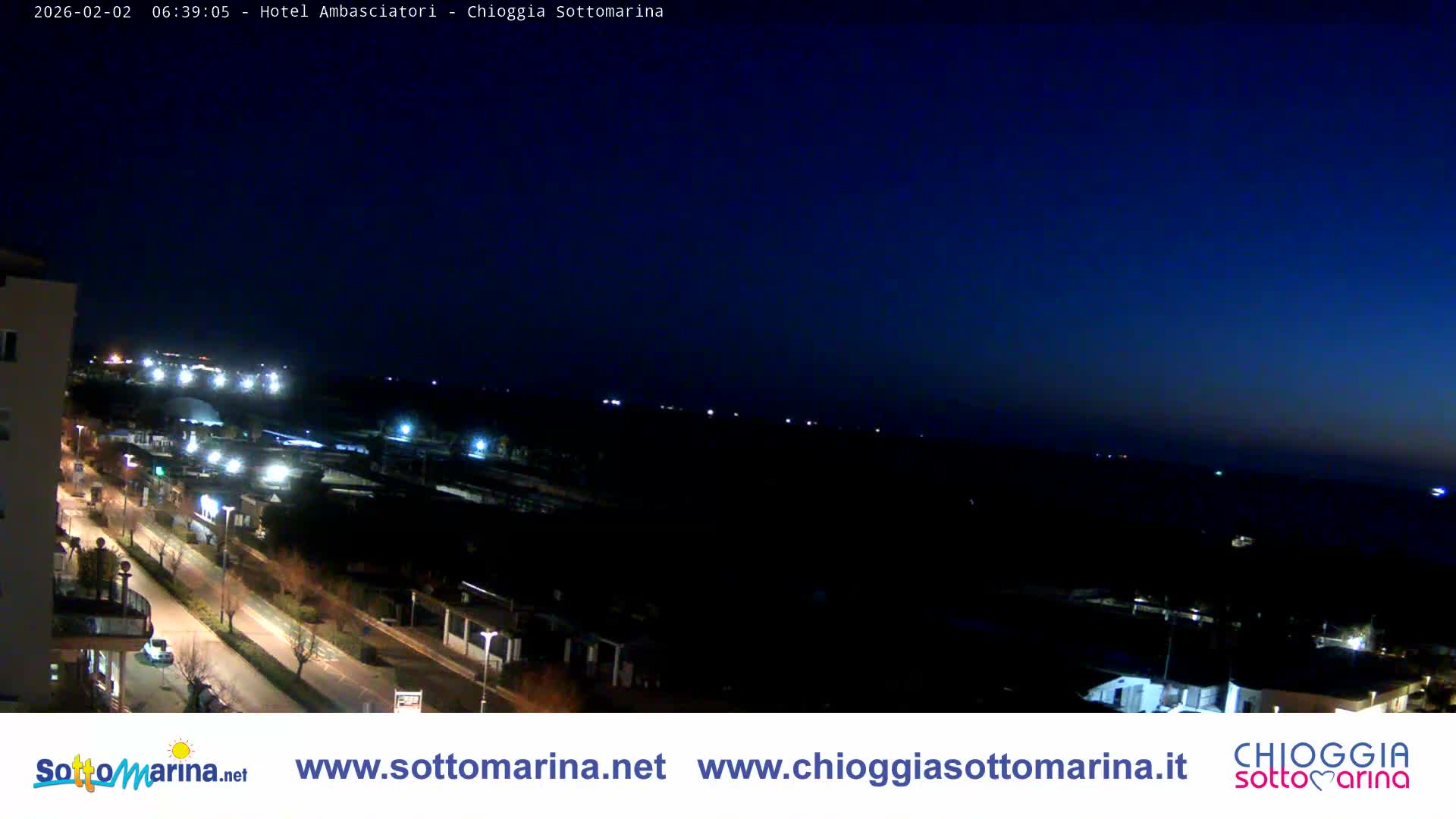 Chioggia Sottomarina Beach & Adriatic Coast Skyline Live Cam - Venice, Veneto, Italy