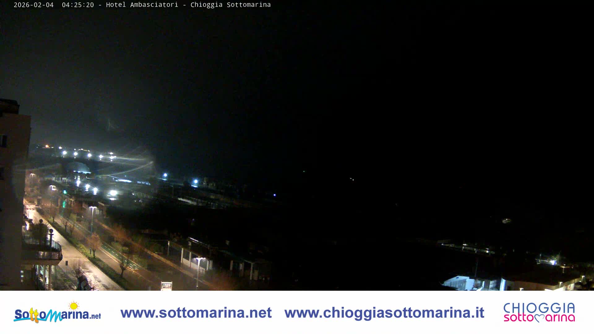 Chioggia Sottomarina Beach & Adriatic Coast Skyline Live Cam - Venice, Veneto, Italy