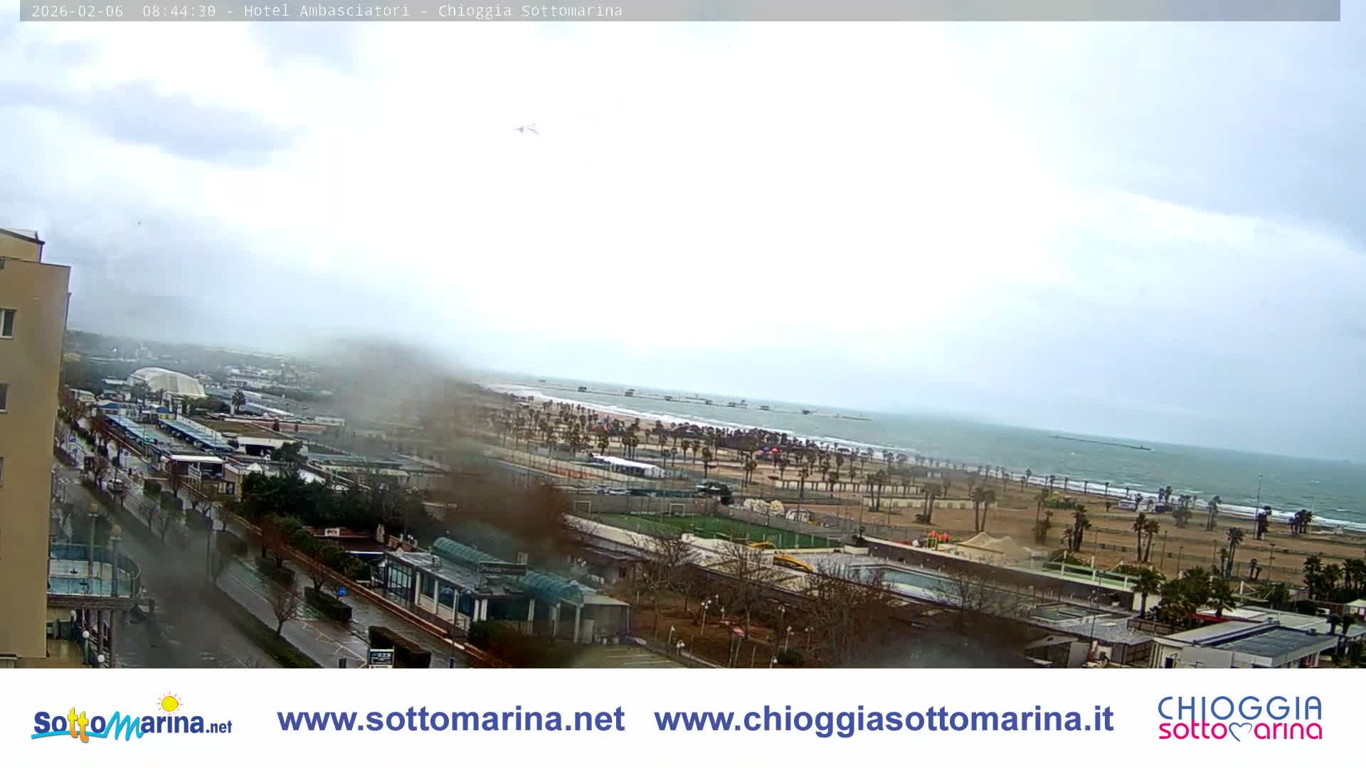 Chioggia Sottomarina Beach & Adriatic Coast Skyline Live Cam - Venice, Veneto, Italy