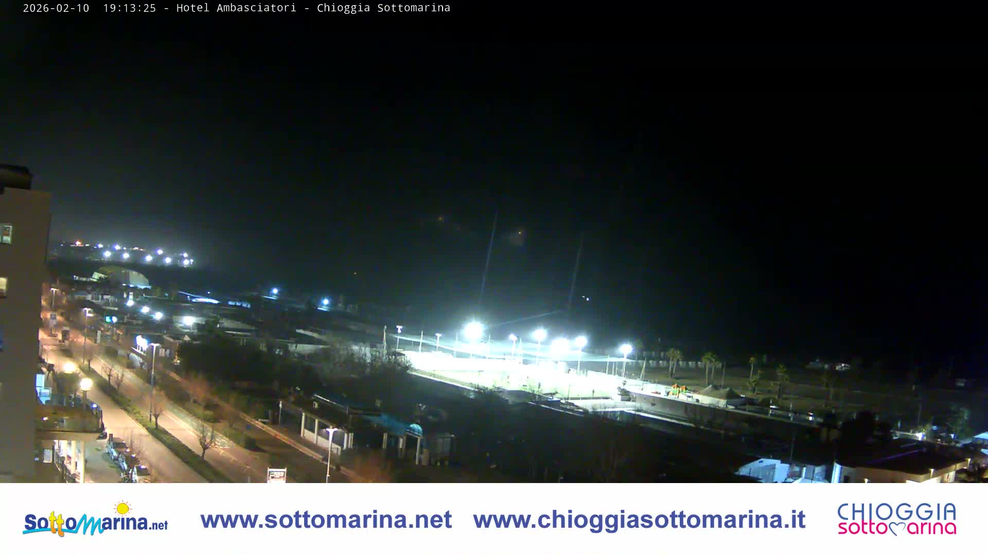 Chioggia Sottomarina Beach & Adriatic Coast Skyline Live Cam - Venice, Veneto, Italy