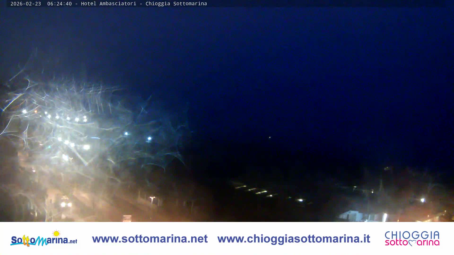 Chioggia Sottomarina Beach & Adriatic Coast Skyline Live Cam - Venice, Veneto, Italy