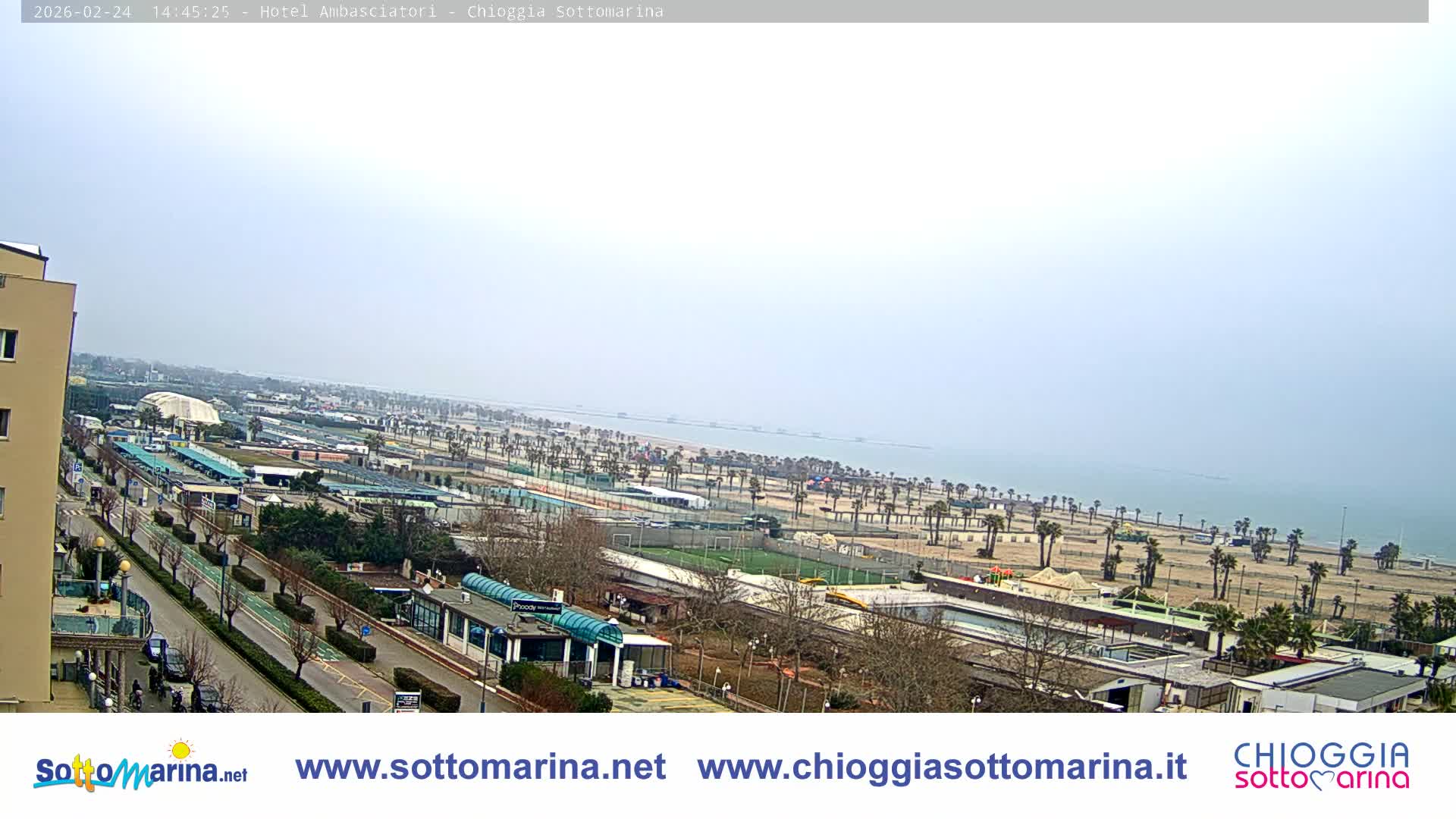 Chioggia Sottomarina Beach & Adriatic Coast Skyline Live Cam - Venice, Veneto, Italy
