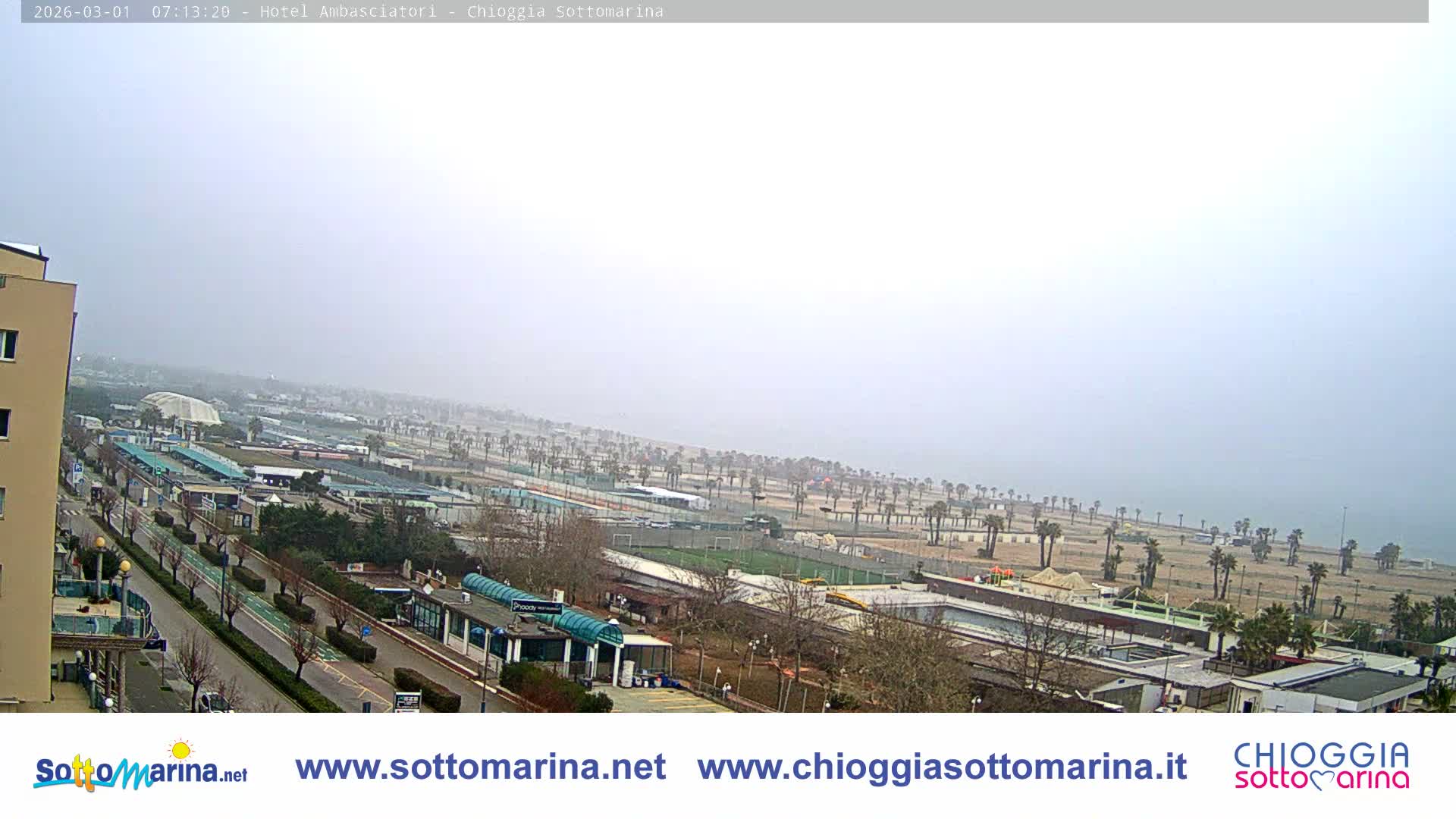 Chioggia Sottomarina Beach & Adriatic Coast Skyline Live Cam - Venice, Veneto, Italy