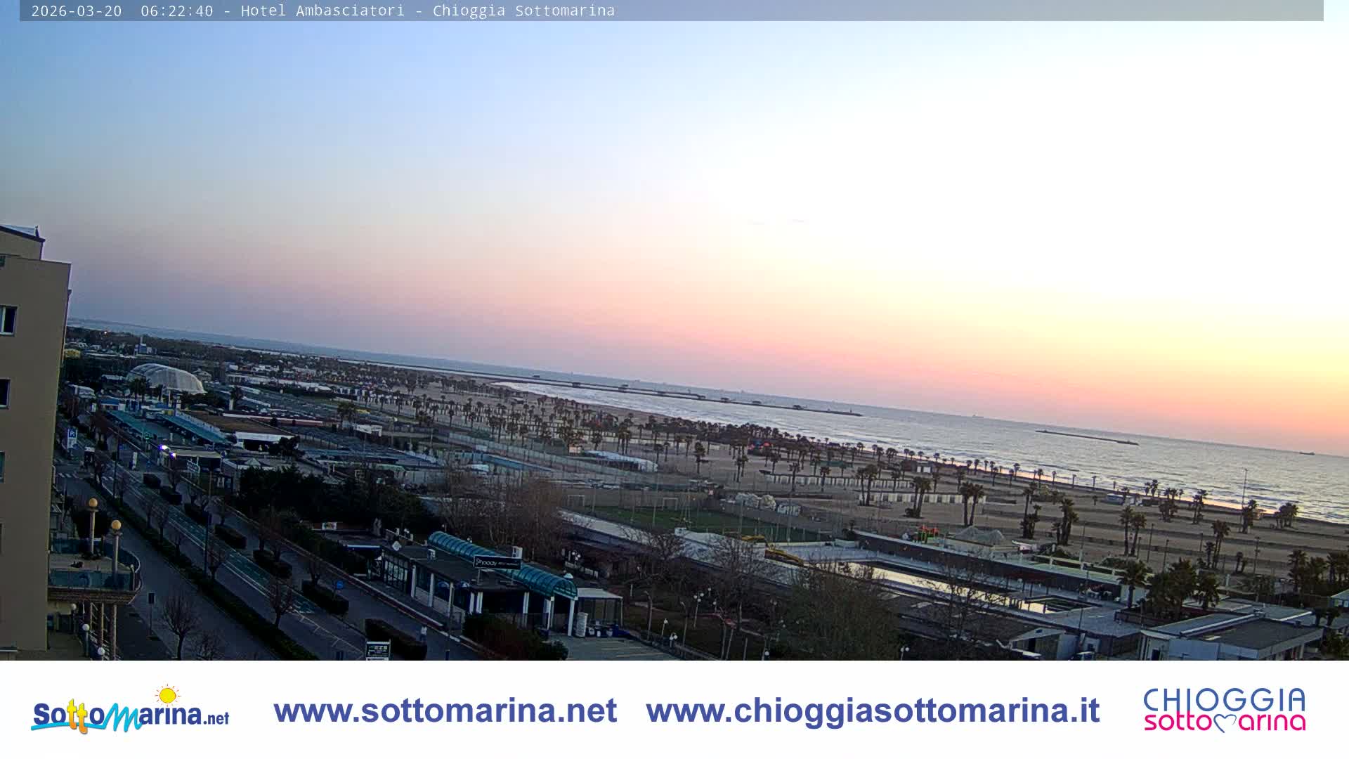 Chioggia Sottomarina Beach & Adriatic Coast Skyline Live Cam - Venice, Veneto, Italy