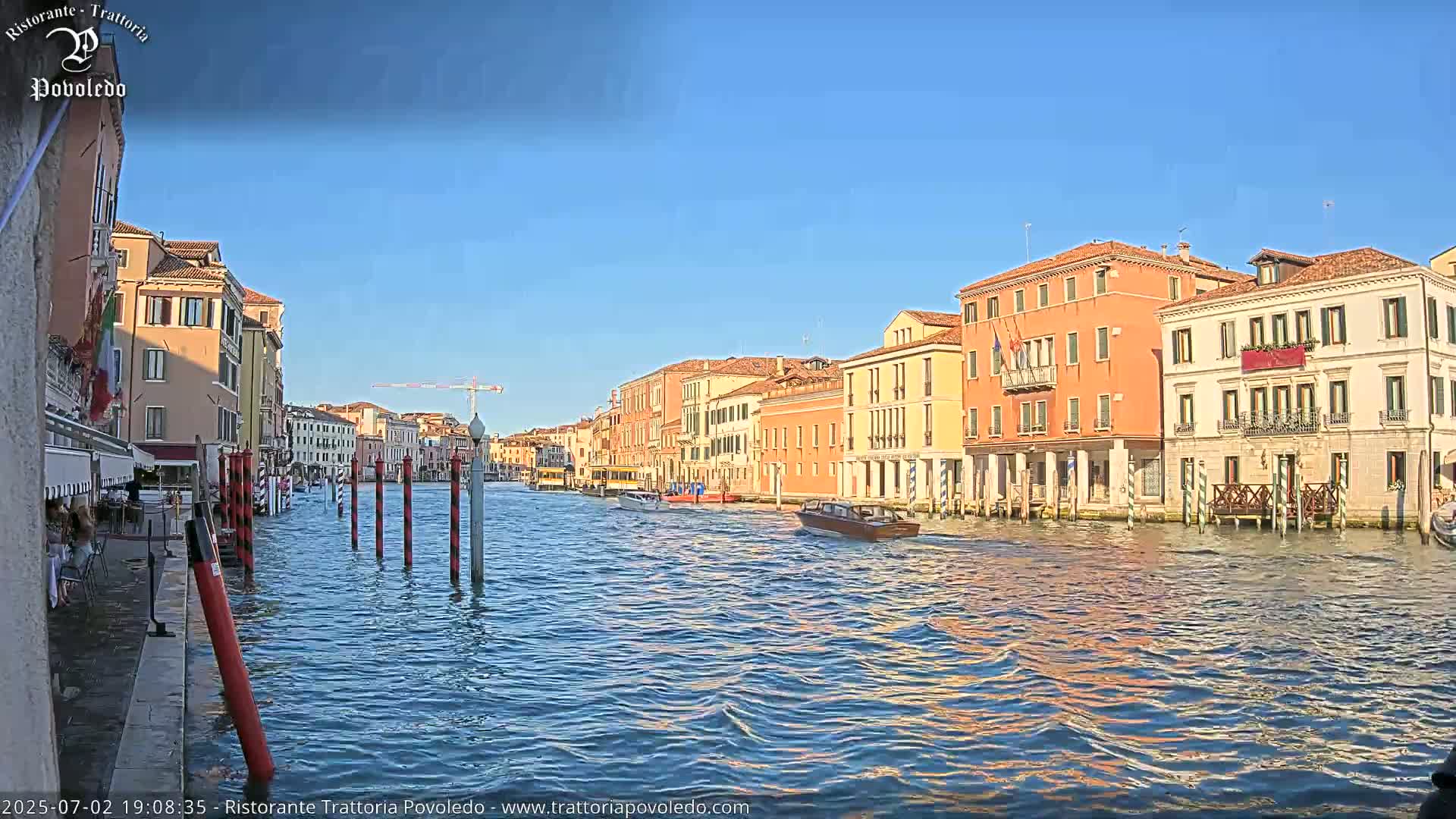 Venezia, Grand Canal Boat Traffic View Live Cam - Venice, Veneto, Italy