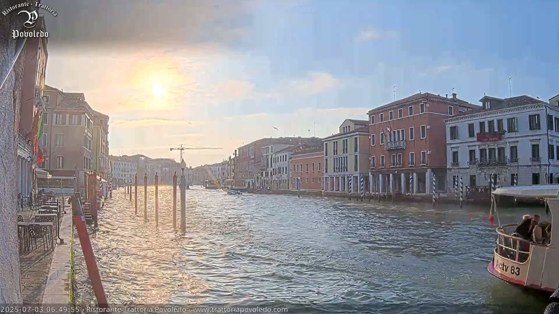 Venezia, Grand Canal Boat Traffic View Live Cam - Venice, Veneto, Italy