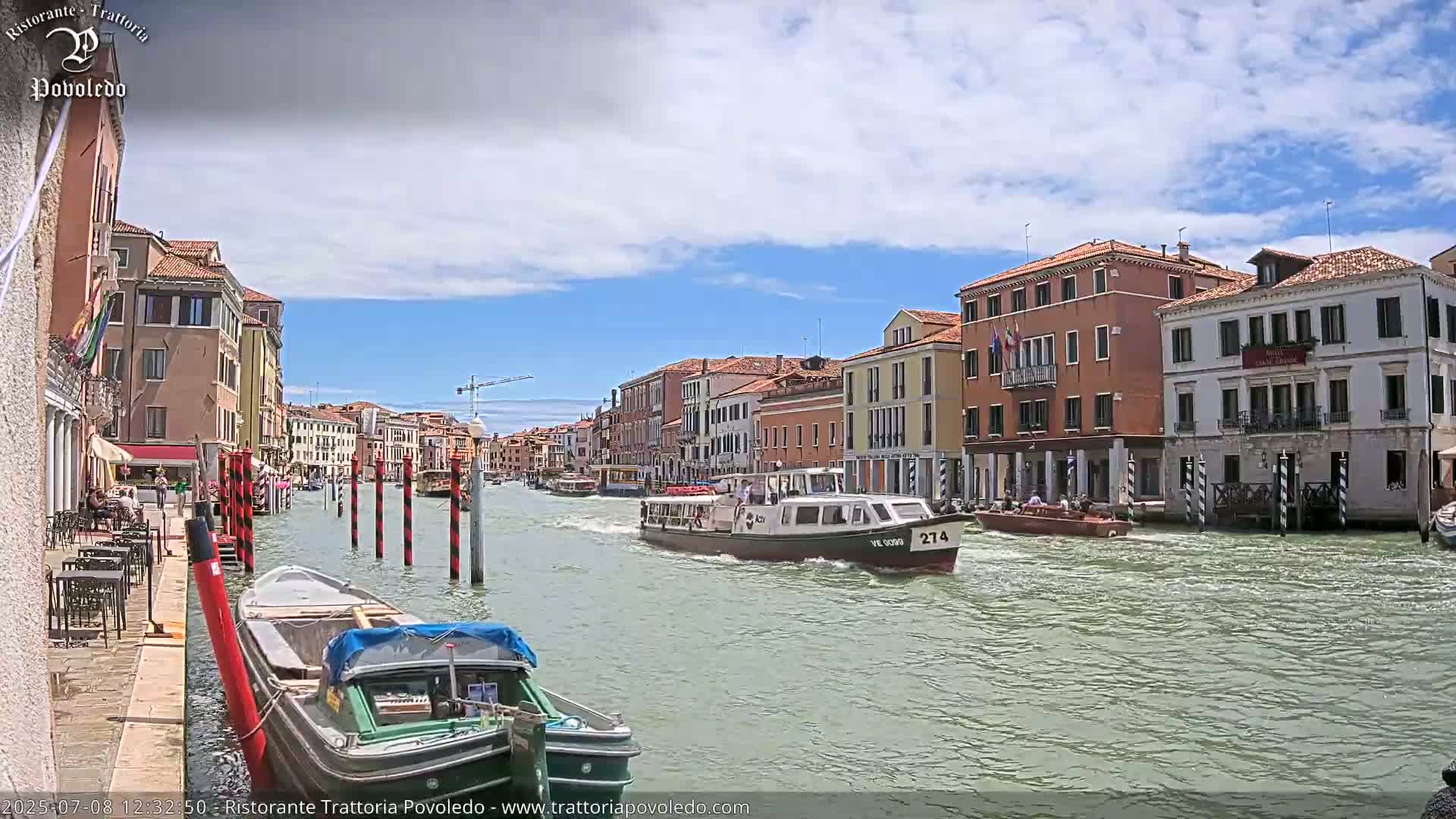Venezia, Grand Canal Boat Traffic View Live Cam - Venice, Veneto, Italy