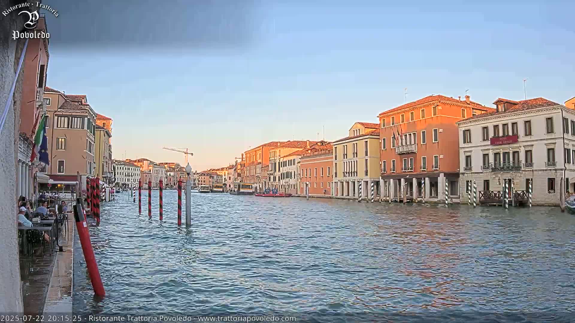 Venezia, Grand Canal Boat Traffic View Live Cam - Venice, Veneto, Italy